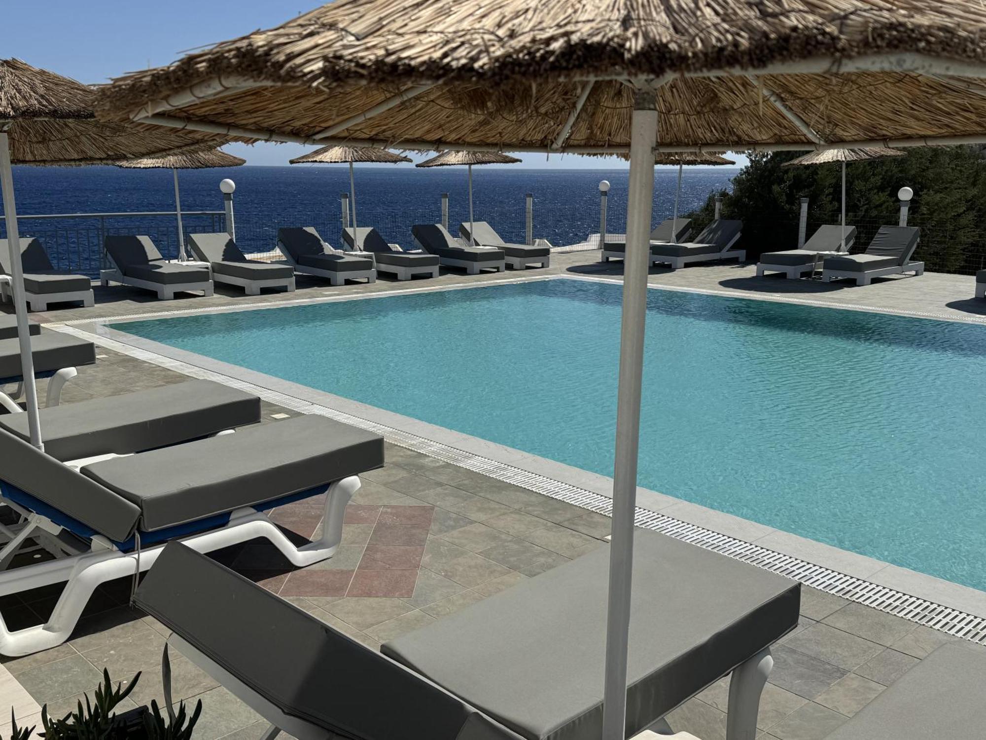 Chc Sound Of The Sea Aparthotel Karpathos Ngoại thất bức ảnh