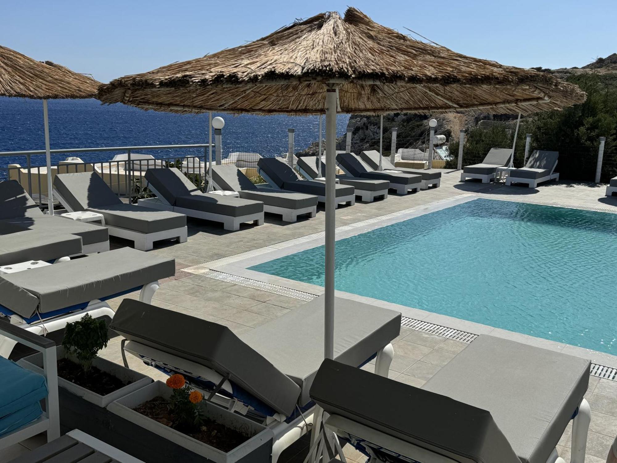 Chc Sound Of The Sea Aparthotel Karpathos Ngoại thất bức ảnh